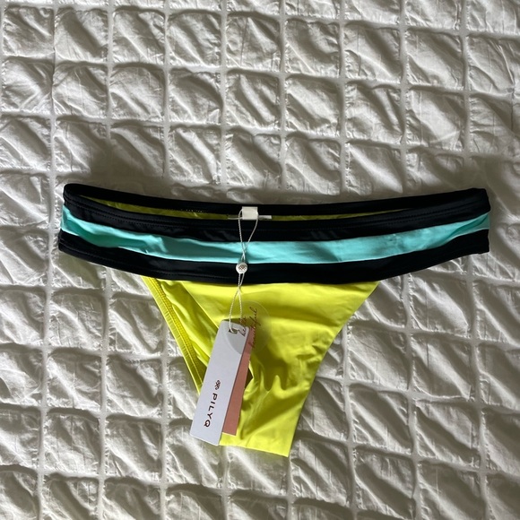 Pilyq Sunburst banded bikini bottom - Picture 3 of 10